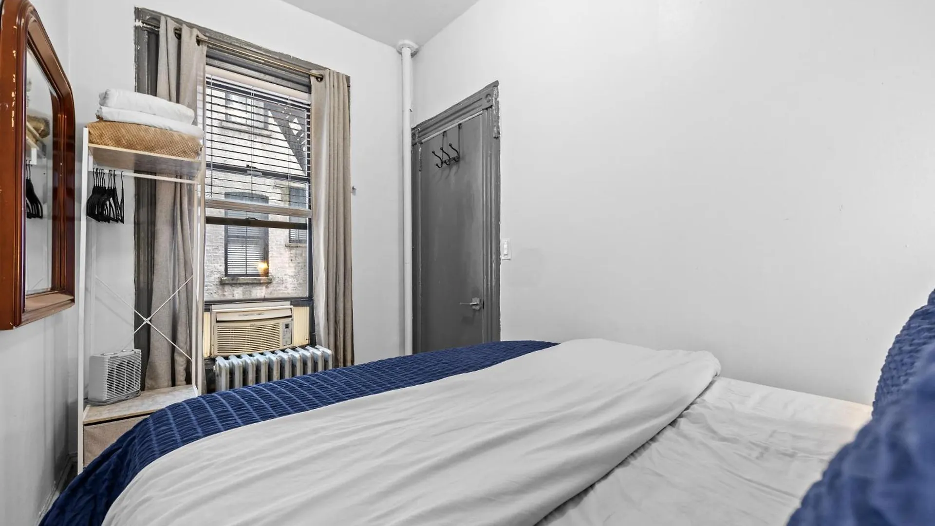 Quaint 2Br Apt Walk To Time Square New York Apartment