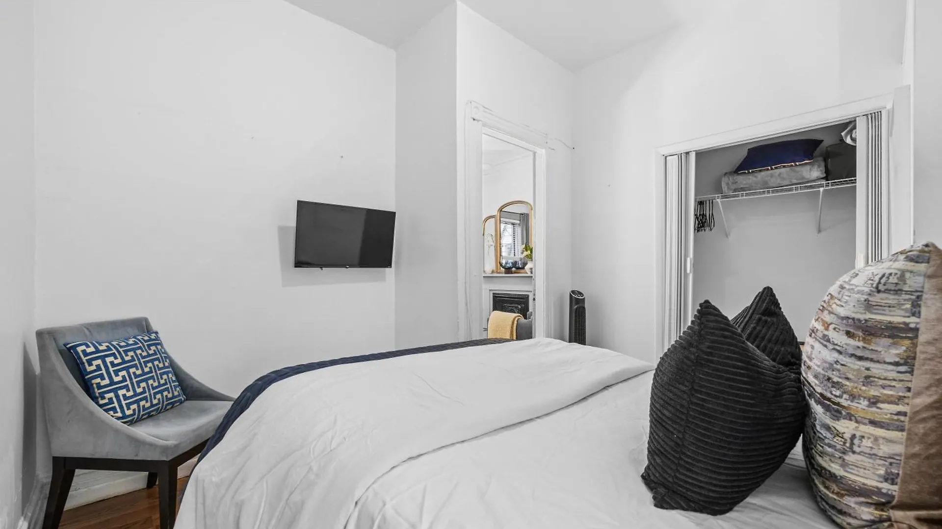 Apartment Quaint 2Br Apt Walk To Time Square New York